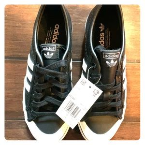 Adidas Nizza Black Unisex Mens size 6/ Womens  7